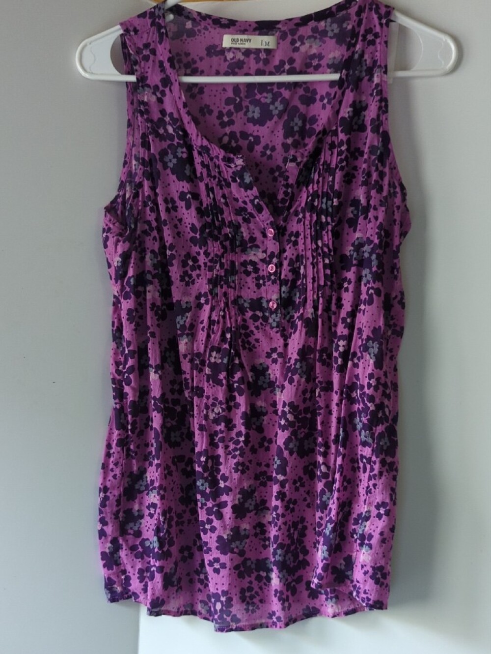 Old Navy Purple Floral V-Neck Sleeveless Tank